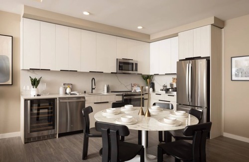 Heritage District Condo | Inviting 1BR Condo | Family Friendly Stay at The Martin