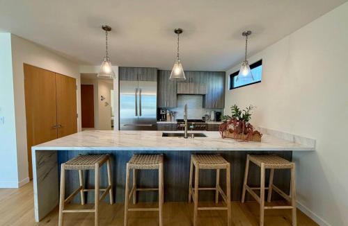 The Strand House | LA STR MB 13th Place