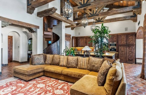 Indio House | Lakefront 6BR Estate | Private Beach, Pool & Dock