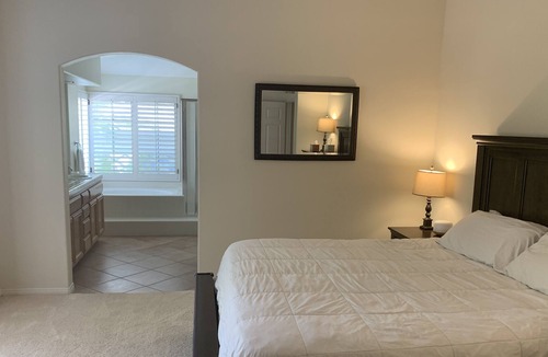 Aviara House | Large 3 Bed, 3 Bath Home plus loft! 10 mins from the Beach and Legoland!