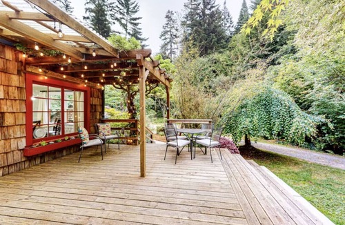 Humboldt Hill House | Lucky Clover over the Covered Bridge