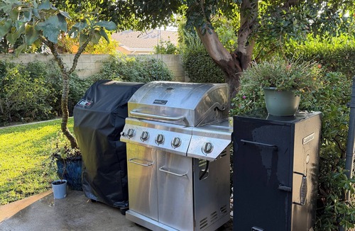 Santa Ana House | Luxe Escape in Quiet Neighborhood - Close to Disneyland and Beaches