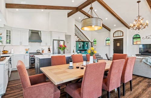 Healdsburg Apartment | Luxe Healdsburg 3BR Home + Comp Ridge Wine Tasting
