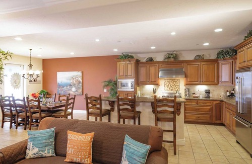 Downtown Condo | Luxurious Valentina Suites Penthouse in Pismo Beach