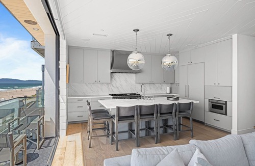 The Strand Condo | Luxury Beachfront Home on Manhattan Beach’s World-Famous Strand 3 bed 2 bath
