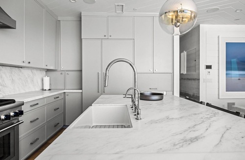 The Strand Condo | Luxury Beachfront Home on Manhattan Beach’s World-Famous Strand 3 bed 2 bath