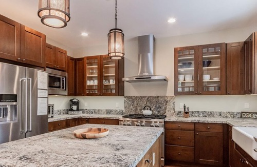 Stonegate House | Luxury Cabin with Private Hot Tub! Close to Village!