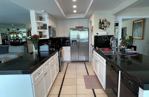 Calabasas House | Luxury Calabasas Lakefront Retreat/Sleeps 8+/FIFA 2026 Ready
