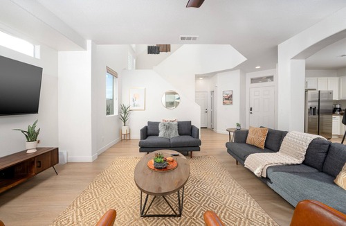 Coachella House | Luxury Clean 2,654 SF home Pool, Spa, Arcade Game Room and Home Theatre for 14!