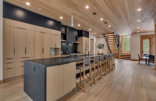 Olympic Valley House | Luxury Creekside Retreat Near Palisades Tahoe - Spirit TLUXP
