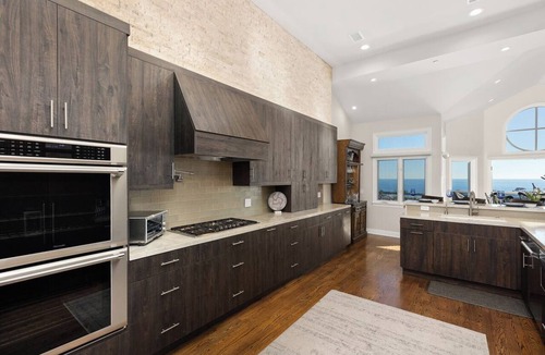 Lantern District House | Luxury Executive Coastal Residence