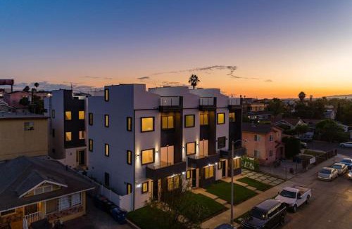 Mid City Villa | Luxury Modern 4 Bedroom 3 Bathroom Home with Rooftop Deck #1