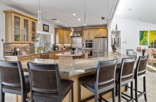 Little Tuscany House | Luxury Palm Estate – Desert Contemporary Gem with Saltwater Pool, Spa & Mountain Views