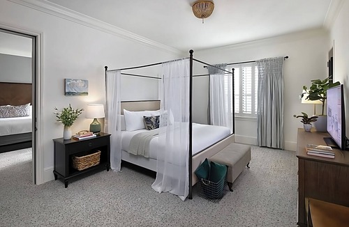 Winters Hotel | Making The Best Memories Along The Way! Pets Are Welcome, Free Parking!