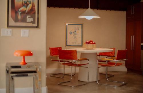 West Hollywood Bed & Breakfast | Mane & Saddle Loft