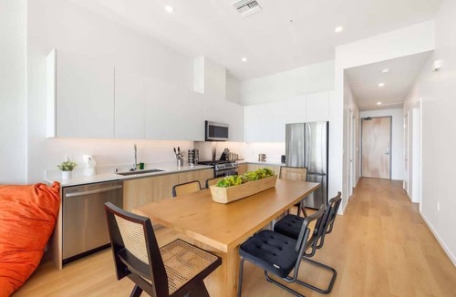 Waterfront Apartment | @ Marbella Lane - Grand 2BR w/Beach & Ocean Views