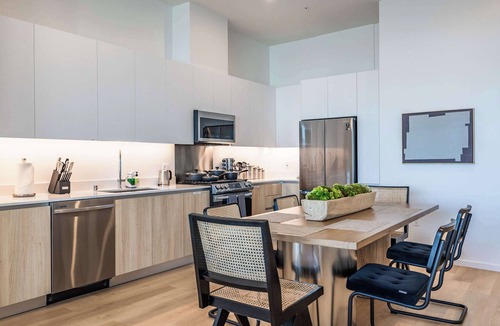 Waterfront Apartment | @ Marbella Lane - Panoramic Delight Dream Escape!