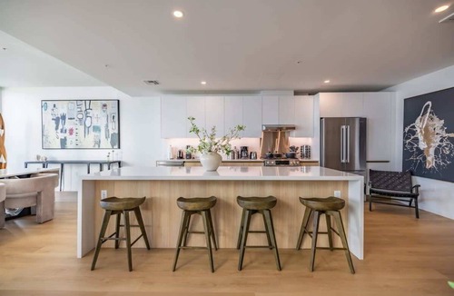 Waterfront Apartment | @ Marbella Lane - Penthouse w/City & Ocean Views