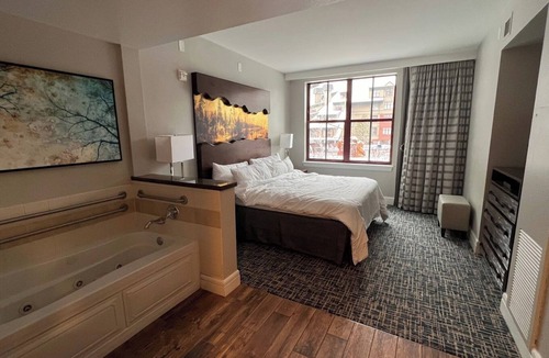 Lakeside Park Resort | Marriott Timberlodge Resort 2 Bedroom Villa in Heavenly Village steps to gondola