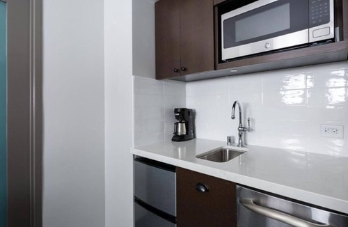 Civic Core Apartment | Marriott Vac Club, 2 BR SUITE, Kitchenette, Sleeps 10, 17min walk to Conv. Ctr.