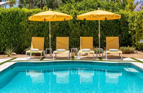 Racquet Club Estates House | Mellow Yellow Butterfly – Iconic Alexander Home