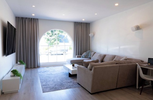 North Central House | Modern 3BR/3BA House 8min from SFO w/Free Parking