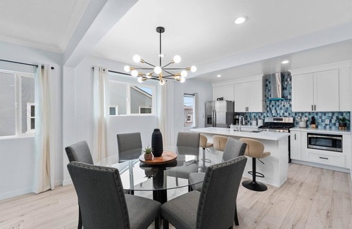 Monrovia House | Modern 3BR Arcadia Gem by Santa Anita Golf Course