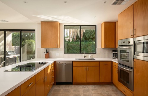 Indian Wells House | Modern Private Compound in Exclusive Indian Wells Location