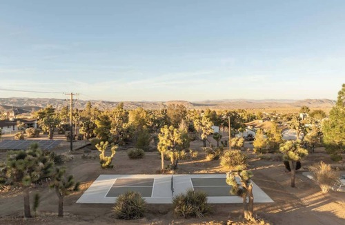 Yucca Valley House | Mojave Moon Group Retreat, Pool, Spa, Pickleball