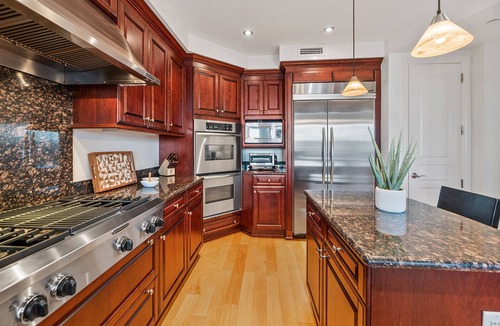 La Jolla Condo | Montefaro in the Village of La Jolla w/Shared Pool & Clubhouse, Walk to Shops