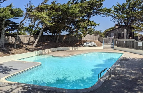 Castroville House | Monterey Dunes 208 - Moss Landing Townhome - A Mile of Beachfront!