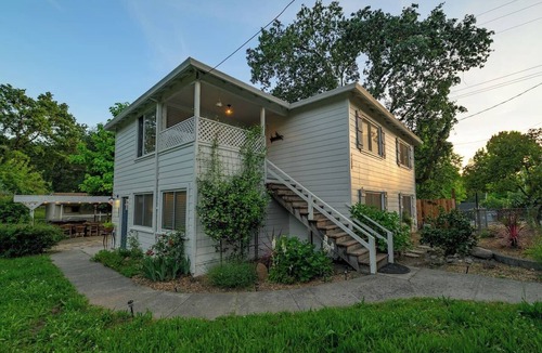 Forestville House | Moonlit Manor-walk to Steelhead Beach + the market