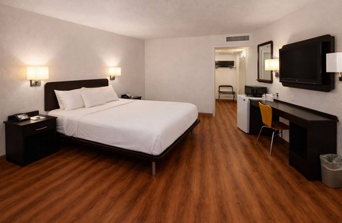 Blythe Hotel | Motel 6 Blythe, CA