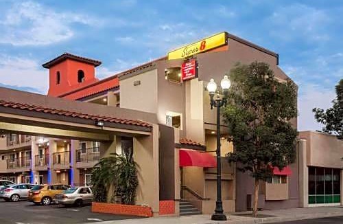 El Cajon Hotel | Motel