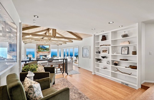 Malibu House | Mt Malibu Mansion w/Ocean Views, 2+ Acres, Mini Golf, Hot Tub, Guest House!