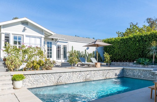 Silver Lake House | NEW Stunning Stylish Perfect Escape! POOL + CASITA
