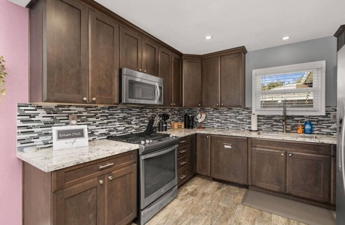 Midway City House | Newly Remodeled Home in the Heart of Orange County