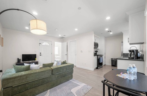 Burbank Apartment | Niagara Unit 103 New