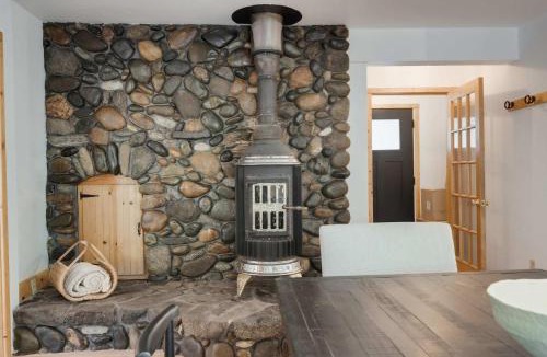 Alpine Meadows House | North Lake Hideaway Prime Locale for Outdoor Fun