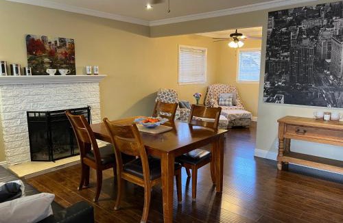 Buena Park Bed & Breakfast | OC K-Town close to Disney n Knott's - Monthly Special 1000