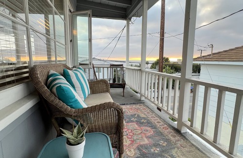Diamond Crestview Apartment | Ocean View 2 Bedroom 1 Bath Sunny clean Apartment