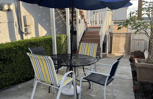 Diamond Crestview Apartment | Ocean View 2 Bedroom 1 Bath Sunny clean Apartment