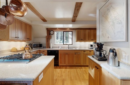 Sea Ranch House | Ocean View Home, Multiple Decks, Private Hot tub & Grill - Shared Pools & Tennis