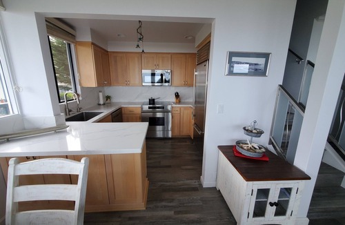Downtown Monterey Condo | Oceanfront & Access, Epic Views & Sounds, Pool, Gated & easy Parking, Prime Spot