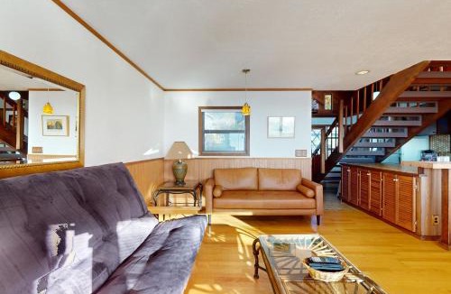 Westport House | Oceanfront Pet Friendly Home with Hot Tub & Deck