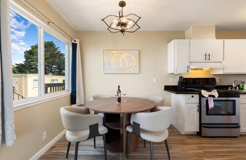 Pacifica Apartment | Oceanview 2BR 1Bath Retreat Balcony + Sunset Views