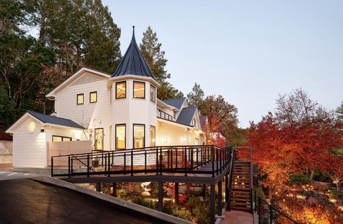 Calistoga Hotel | Okaeri