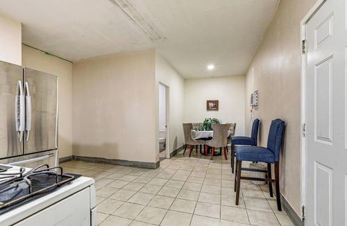 Galt Apartment | On Orchard! Peaceful Countryside Retreat in Galt