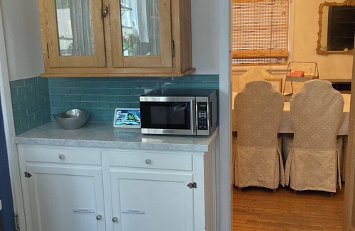 Adams Hill House | OUR HOME, A Vintage 1930’s charmer! Views and Walk to Everything