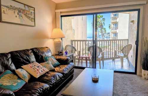 Pacific Beach Condo | Pacific Beach Oceanview @ See the Sea - 5⭐ Remodeled, Jacuzzi, Family Friendly